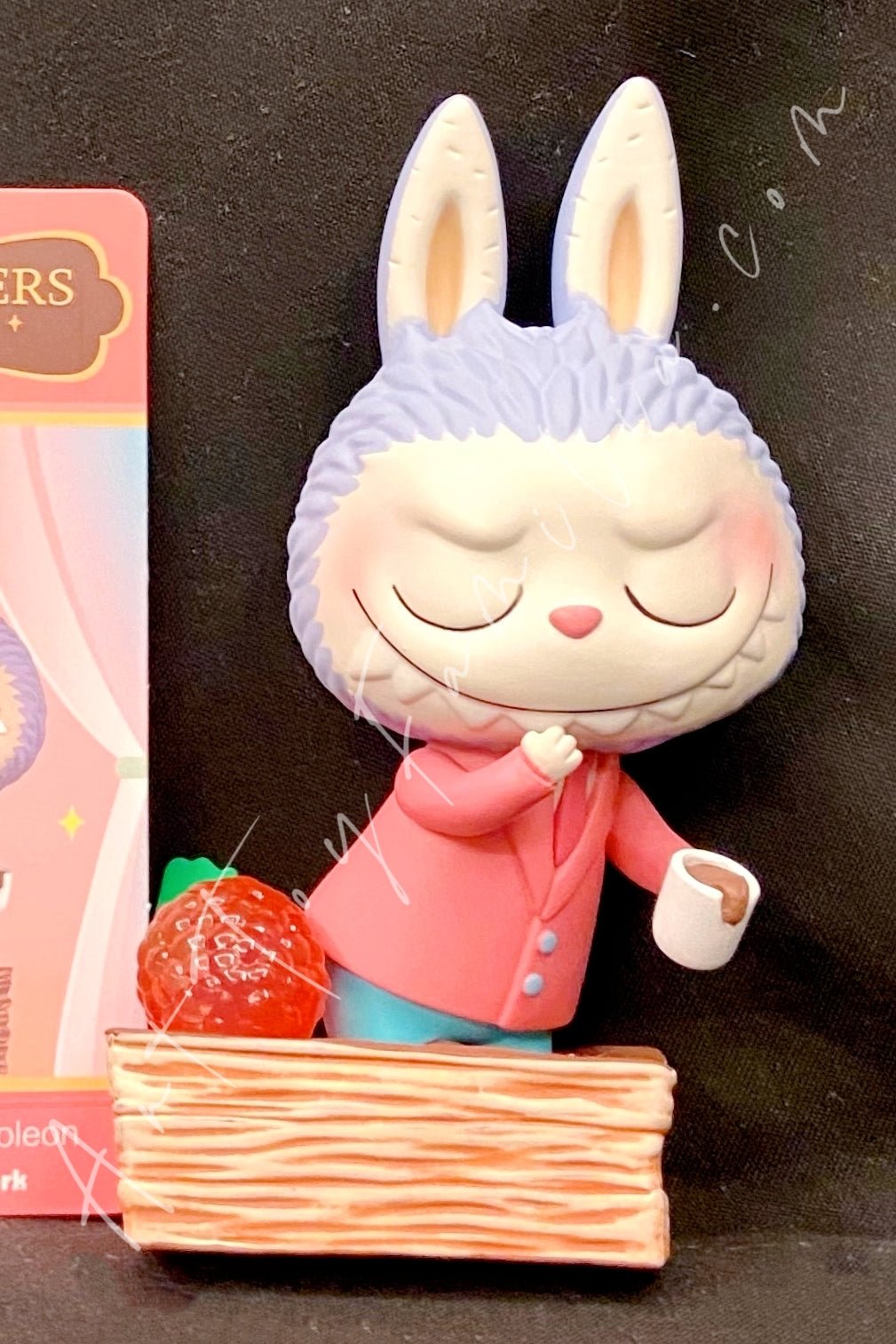 POP MART - The Monsters Labubu Patisseries Series - 精灵甜品系列 Caramel Mousse Napoleon - 焦糖慕斯拿破仑