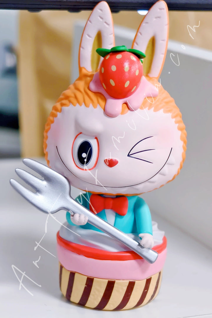 POP MART - The Monsters Labubu Patisseries Series - 精灵甜品系列 Panna Cotta Cake - 意式奶冻