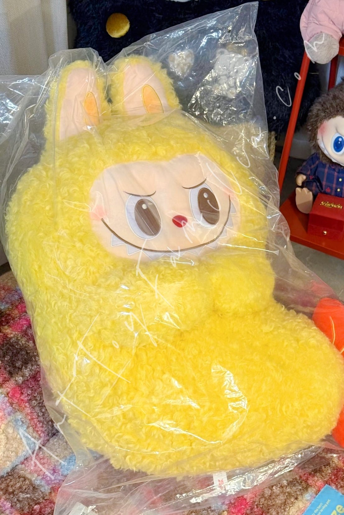 POP MART Labubu Wacky Mart Series Fried Shrimp Pillow – Art Toy Familia
