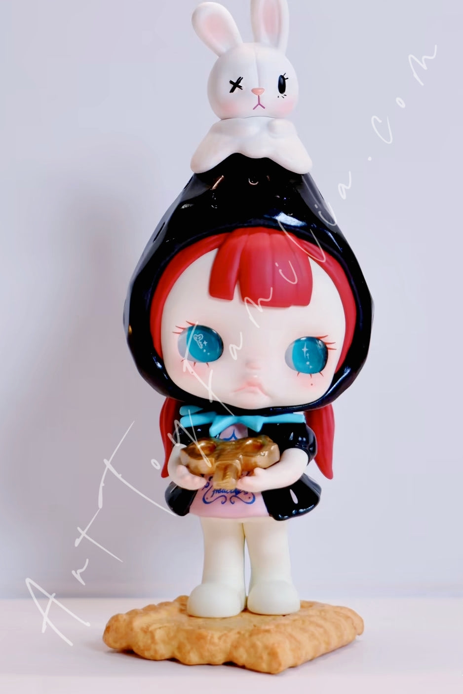 Popmart TinyTiny Act I: Sugar Therapy Room Series Figures Clockwork Strawberry