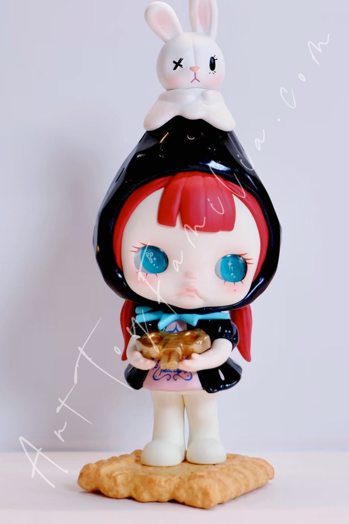 Popmart TinyTiny Act I: Sugar Therapy Room Series Figures Clockwork Strawberry