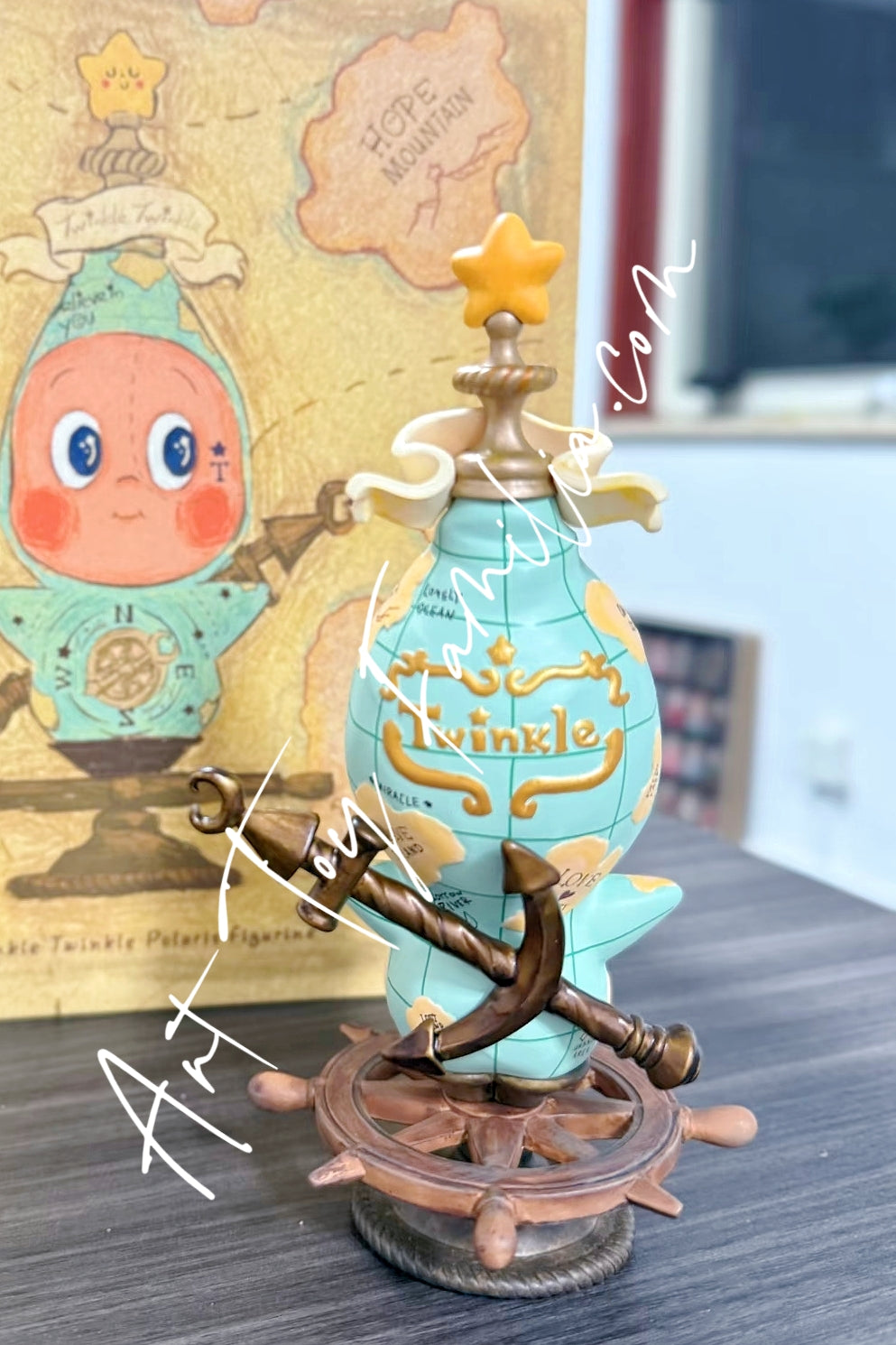 Popmart Twinkle Twinke Polaris Figurine