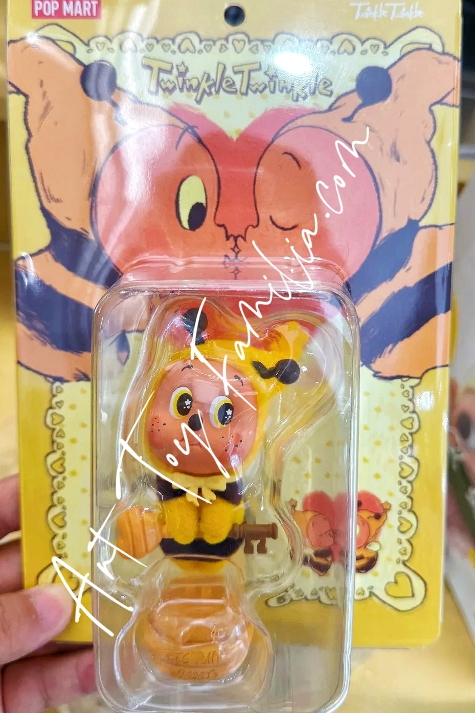Twinkle Twinkle Bee Your Honey Figurine | POP MART – Art Toy Familia
