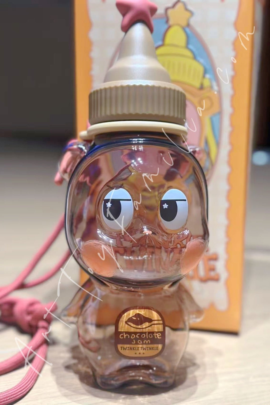 POP MART - Twinkle Twinkle Create Your Taste Series Tumbler Chocolate Milk