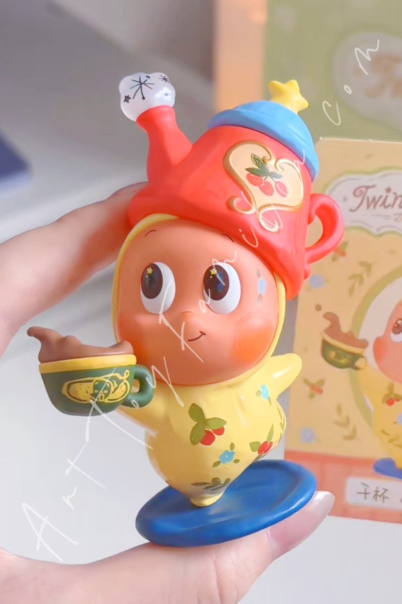 Popmart Twinkle Twinkle Live The Ordinary Series Figures Cheers to Us