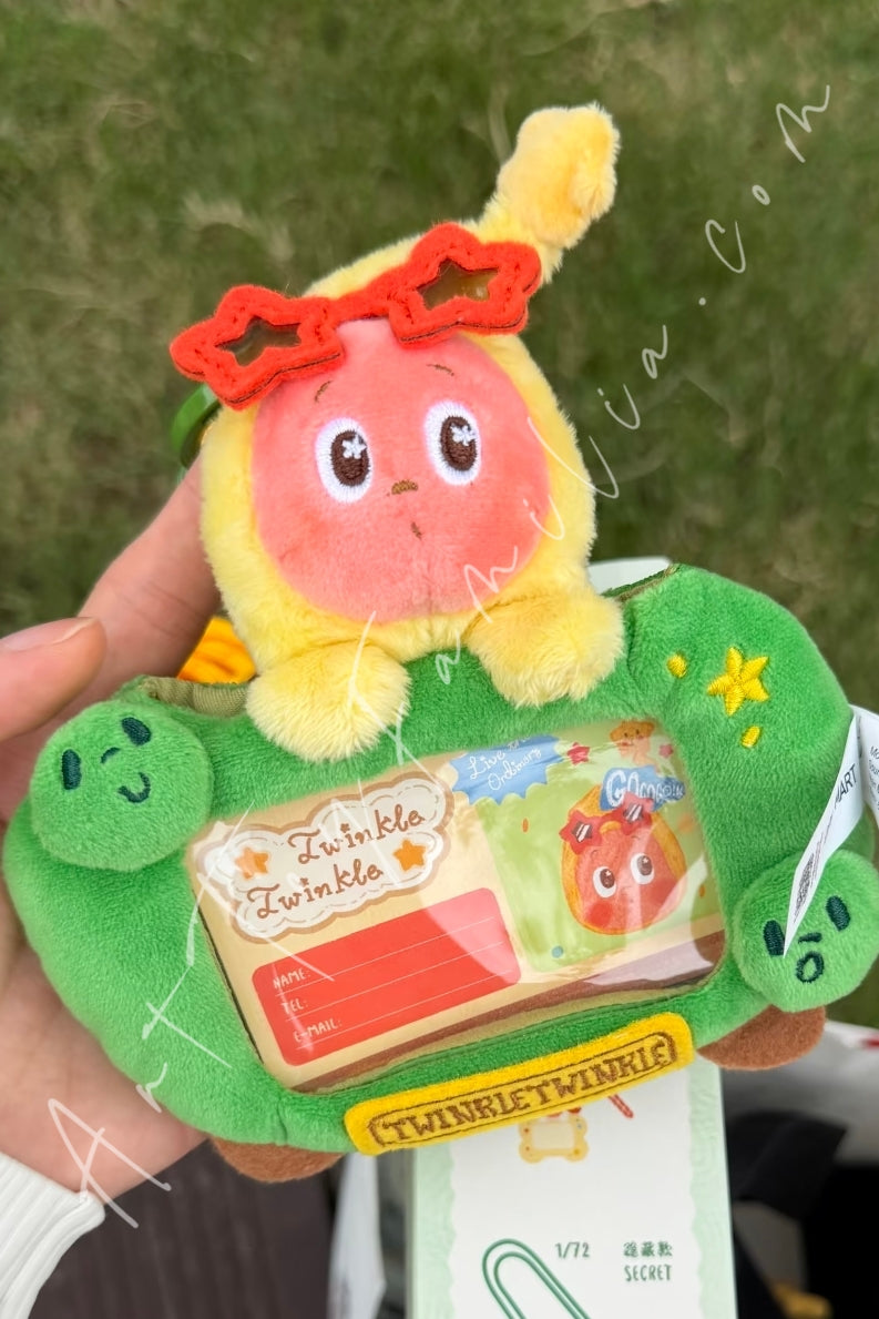 Popmart Twinkle Twinkle Live the Ordinary Series Card Holder Blind Box Joyride (Secret)