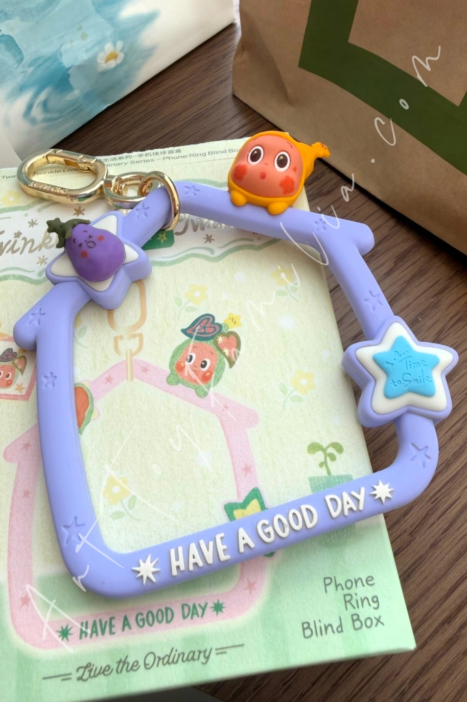 Popmart Twinkle Twinkle Live the Ordinary Series Phone Ring Blind Box Say Cheese!