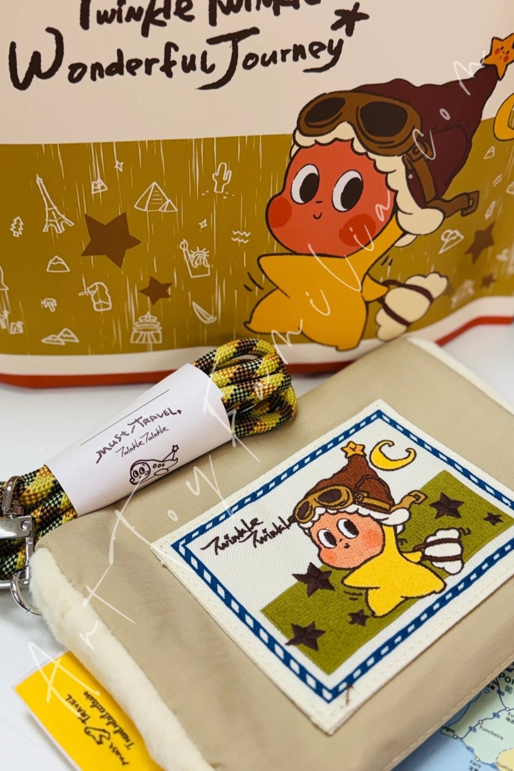 Twinkle Twinkle Wonderful Journey Series Card Holder | POP MART