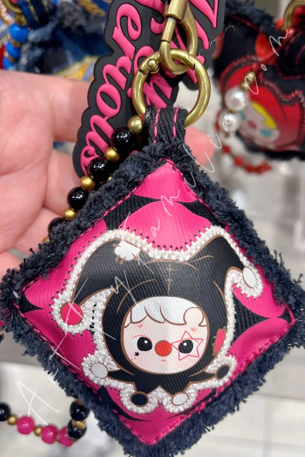 Popmart Why So Serious Series  Pendant Chain Shadow Joker-Hacipupu