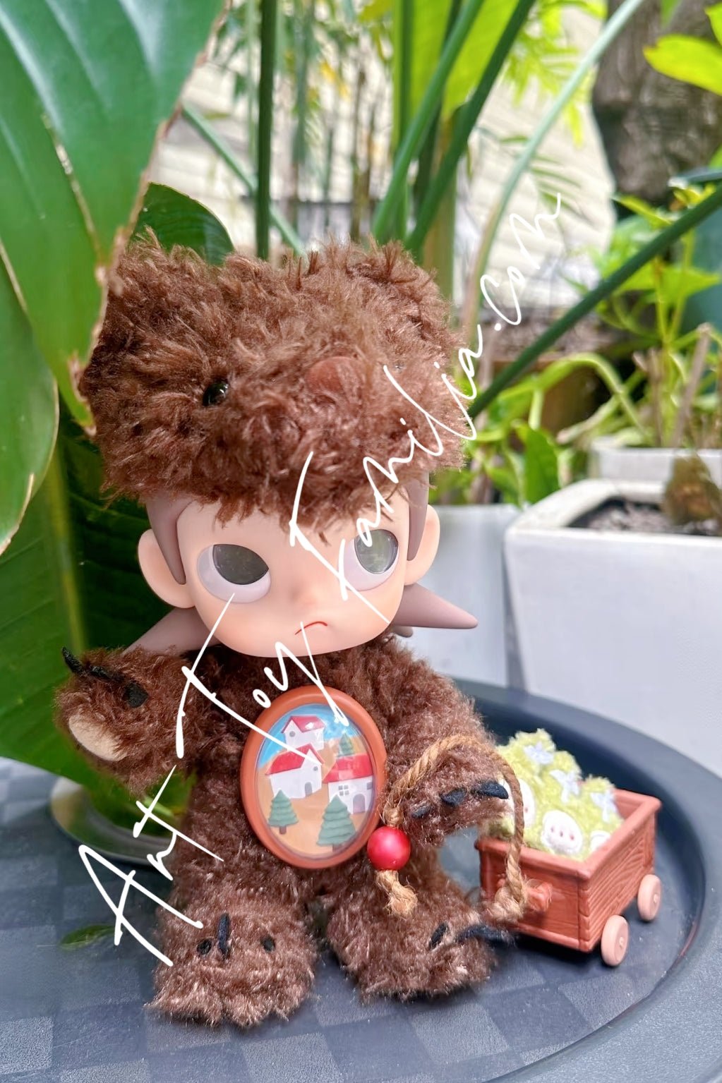 Zsiga Dream Destination 1/8 Action Figure | POP MART – Art Toy Familia