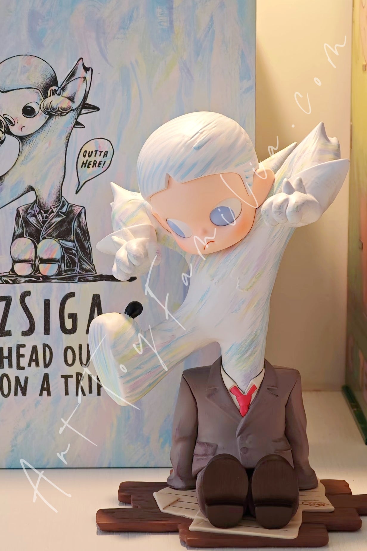 Zsiga Head Out On A Trip | POP MART – Art Toy Familia