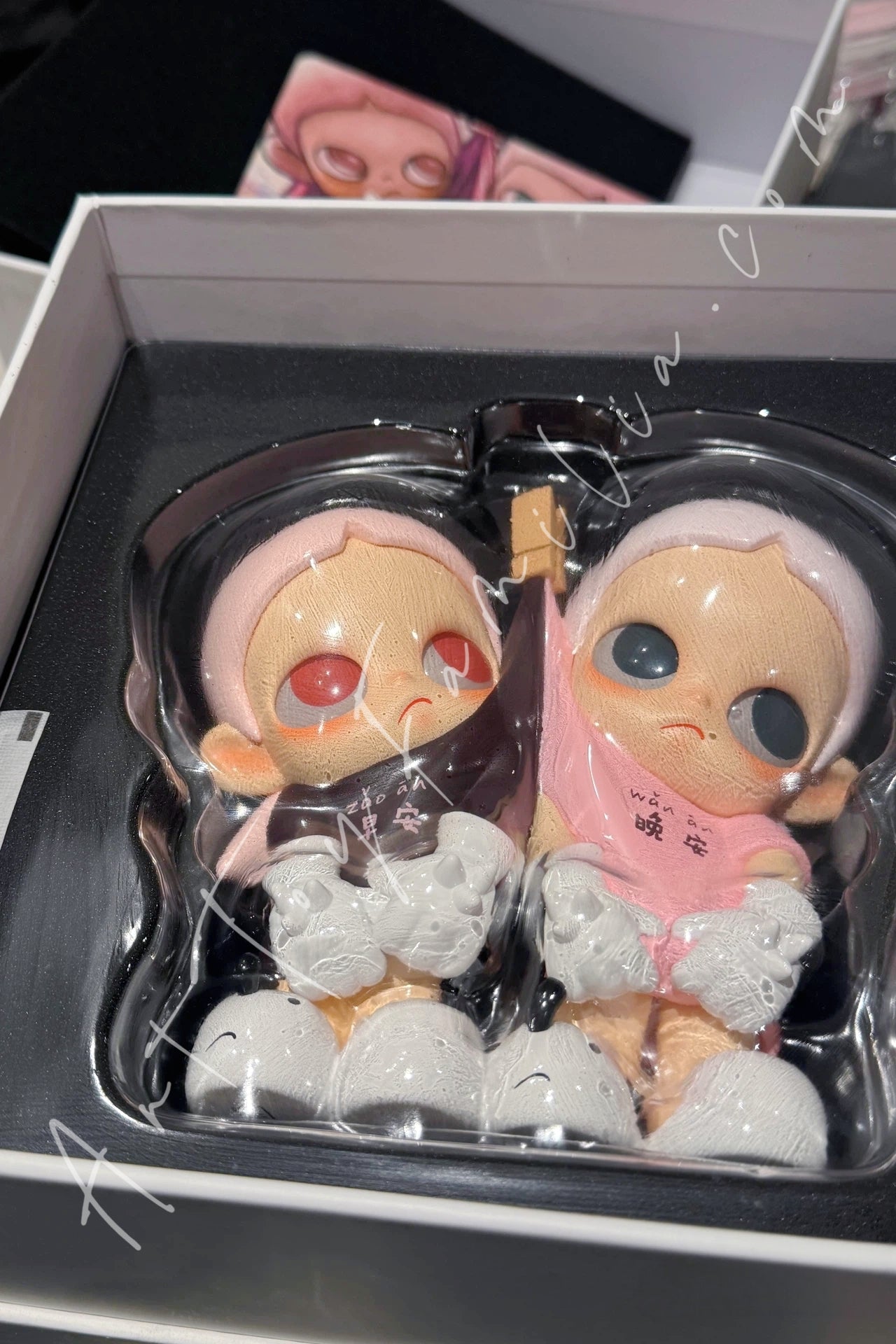 zsiga romantic greetings ブリスターフィギュア Zsiga Romantic Greetings Figure | POP MART – Art Toy Familia
