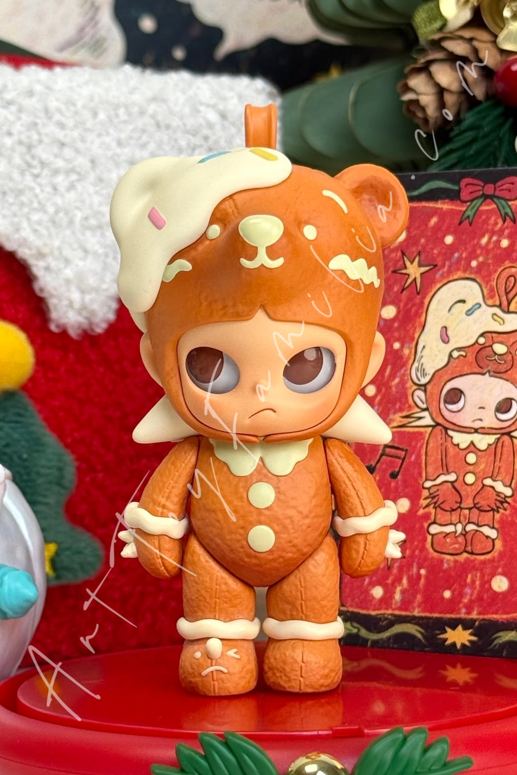 Popmart Zsiga The Winter Of Gifes Series Gingerbear