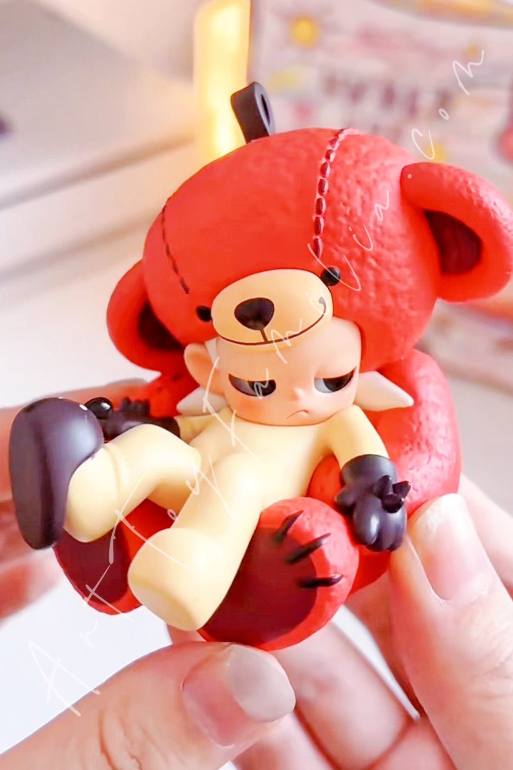 Popmart Zsiga Under The Sun Series Solitude