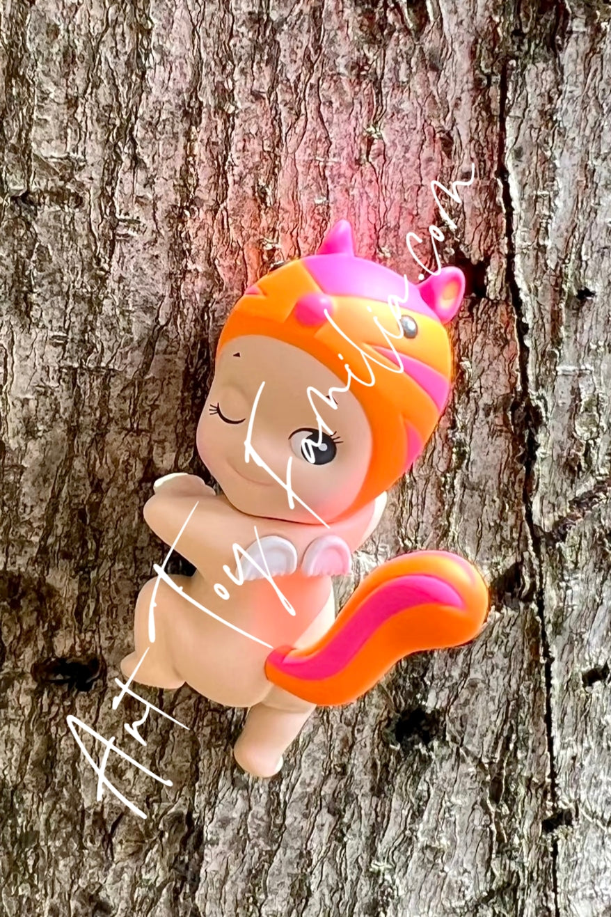 Sonny Angel Hippers Looking Back Series Squirrel(Secret)