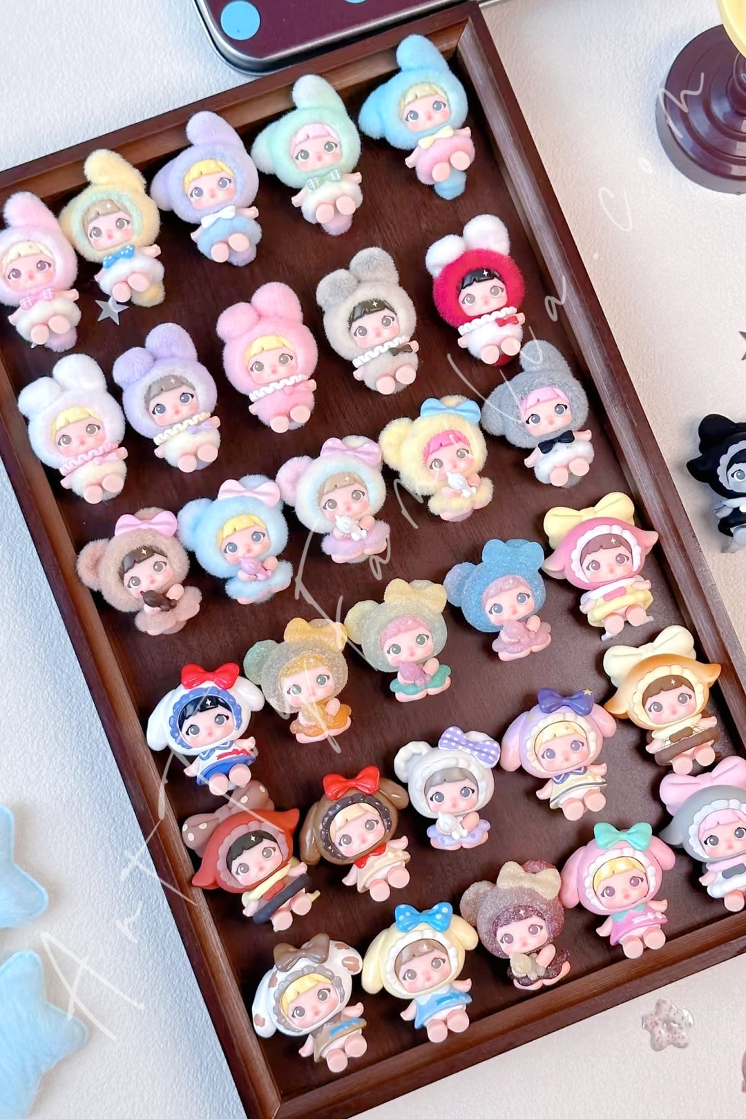 Sure Fun Nommi Sweetheart Plan Series Mini Figures