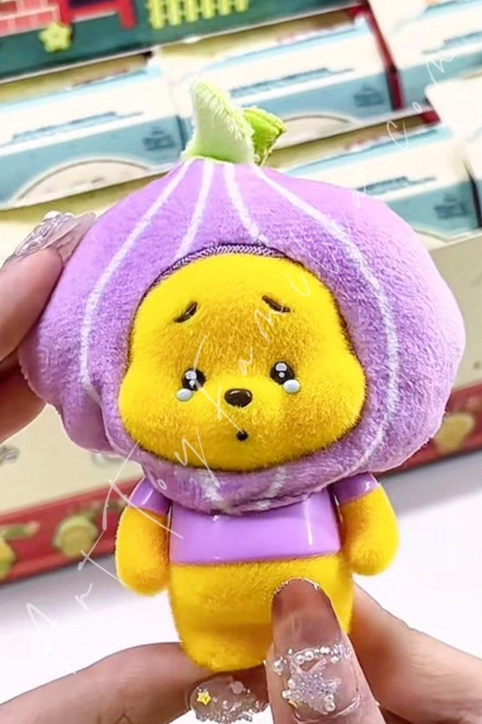 Top Toy Disney Winnie the Pooh Tiny Orchard Fruit Series Keychain Onion