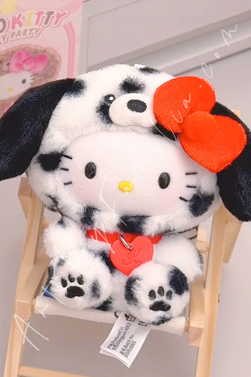 Hello Kitty Puppy Party Series Plush Pendant – Art Toy Familia