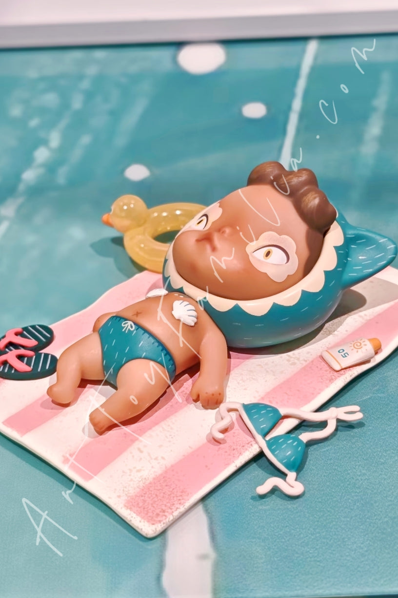 Top Toy Sooya Beach Holiday Series Figures Sunbathing Cat Ban