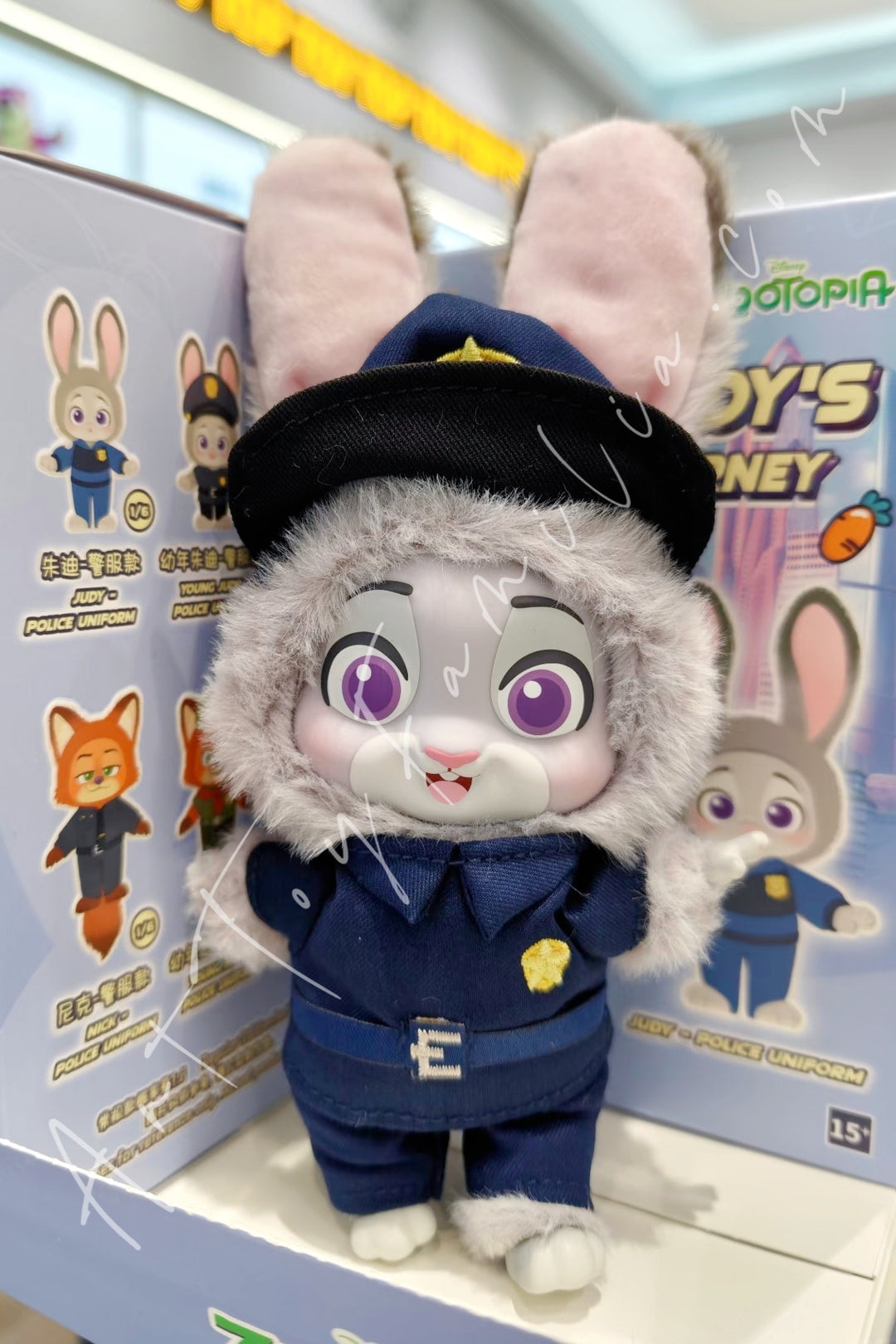 Top Toy Zootapia Nick & Judy's Growth Journey Judy-Police Uniform