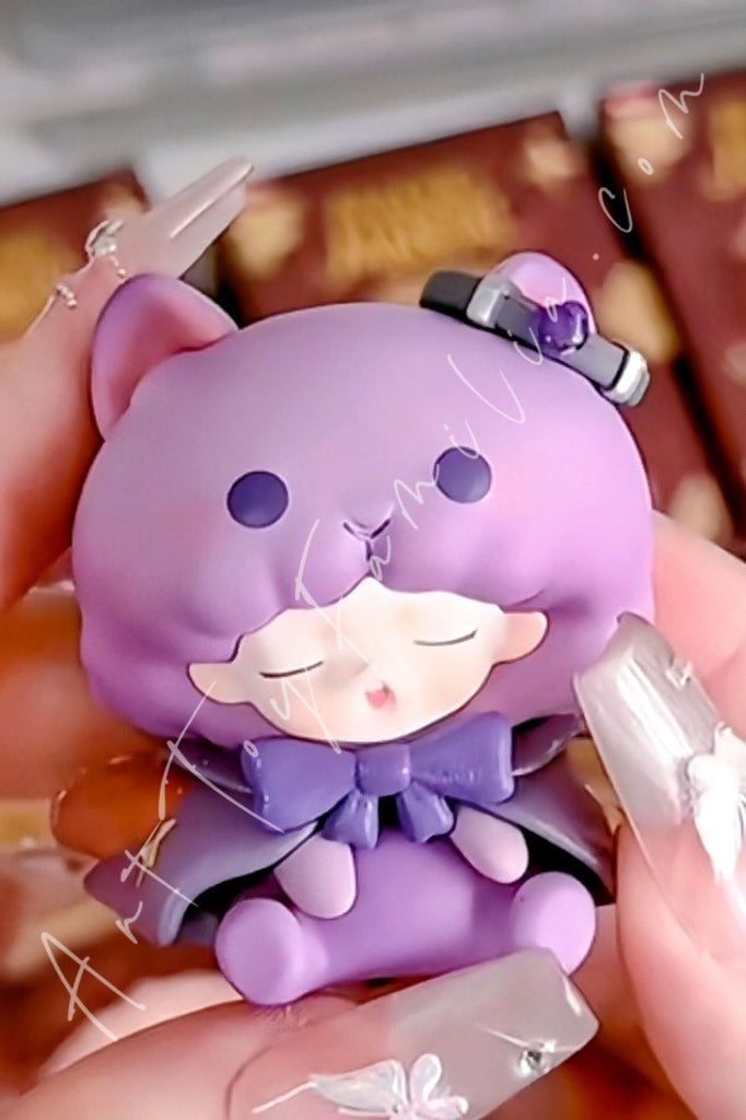 YUMO - Yumo Magic Manual Series Mini BlindBox Knightly Cat (Surprise)