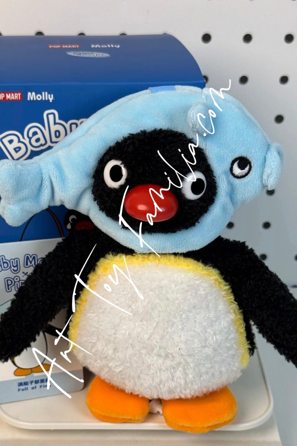 Baby Molly Pingu Happy Fishing ピングー Baby MOLLY Pingu Happy Fishing Series Vinyl Plush Pendant