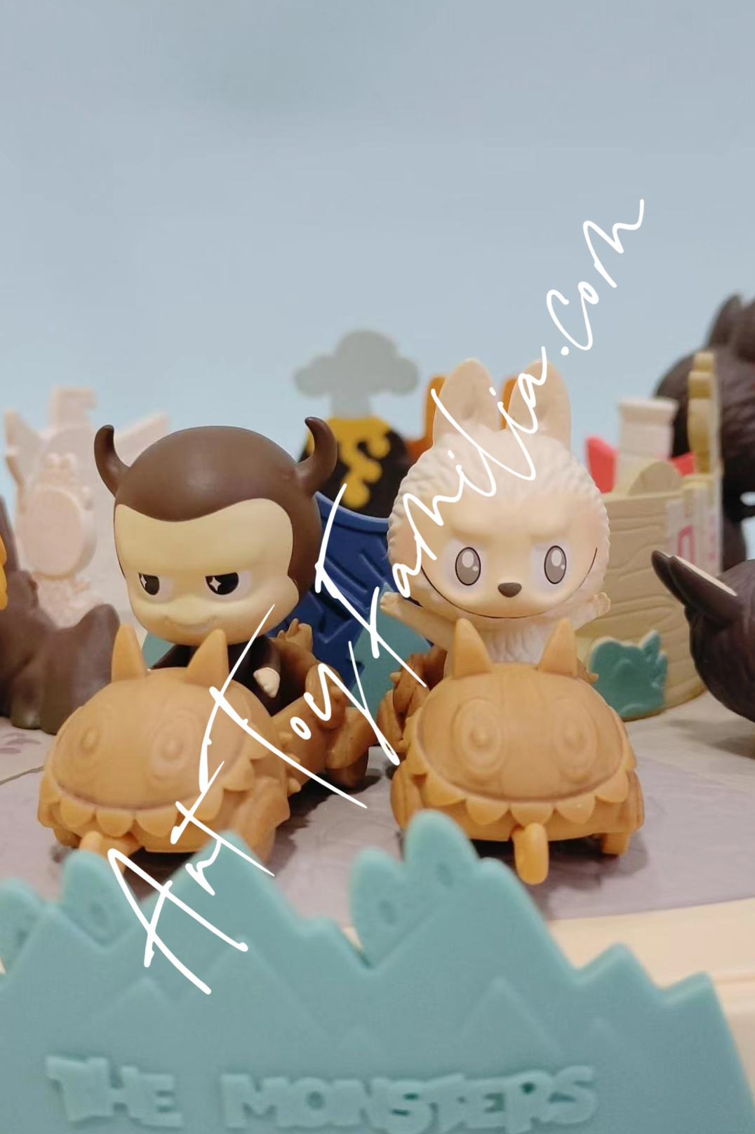 pop mart the monsters labubu playing games series Knight Duel - 骑士对决