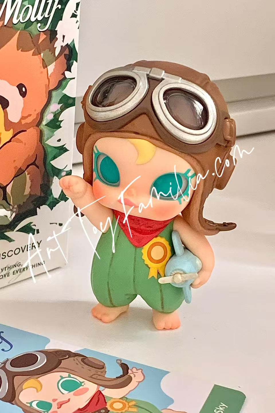 popmart Baby Molly My Huggable Discovery Series Figures Hug the Sky