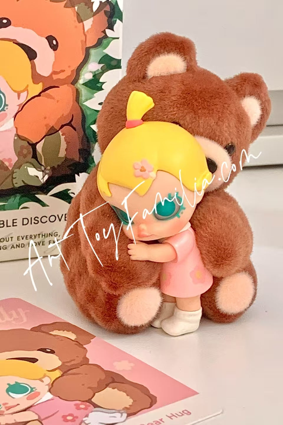popmart baby Molly My Huggable Discovery Series Figures A Bear Hug