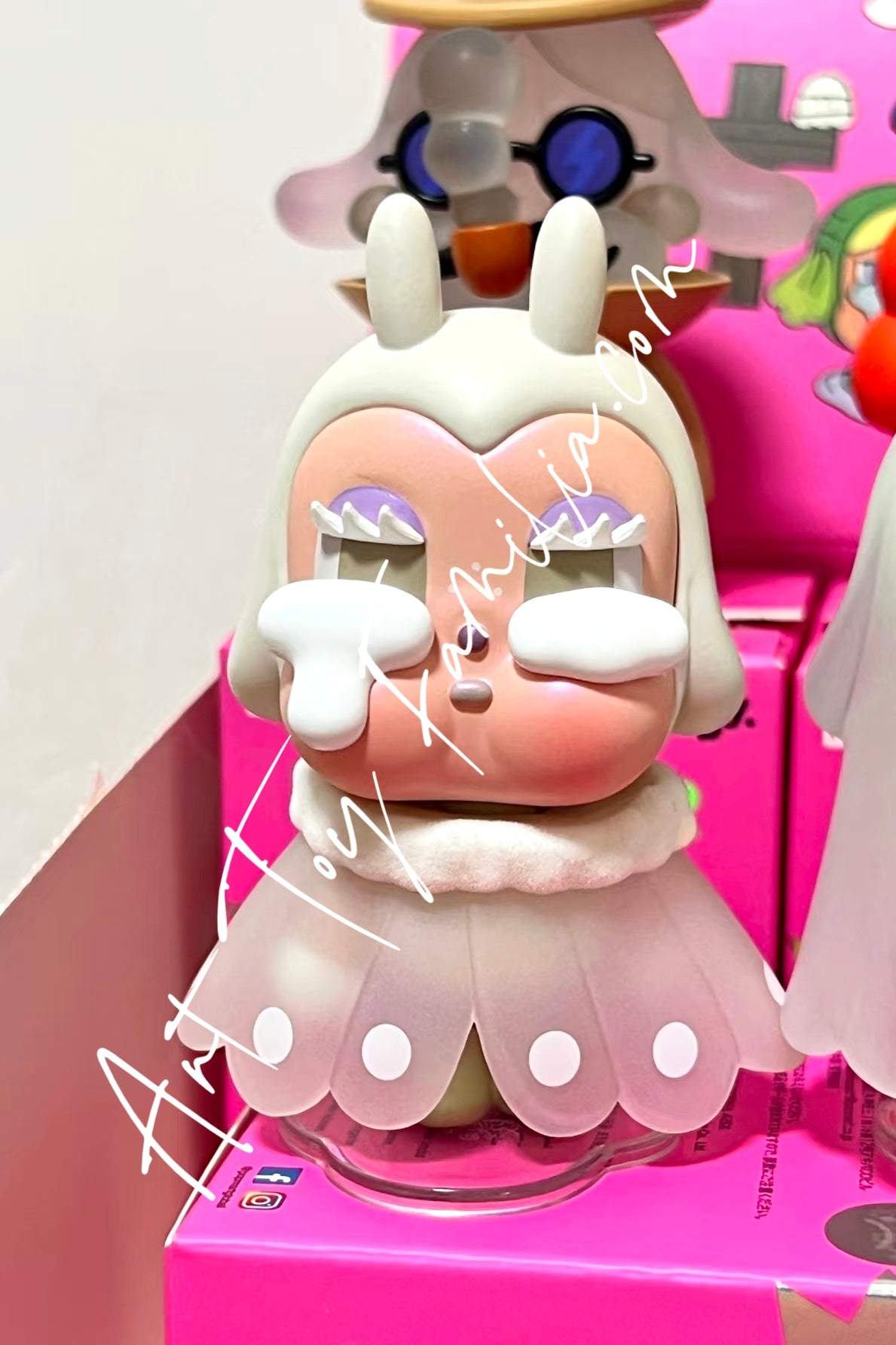popmart crybaby monster tears series Moth_Queen_Secret