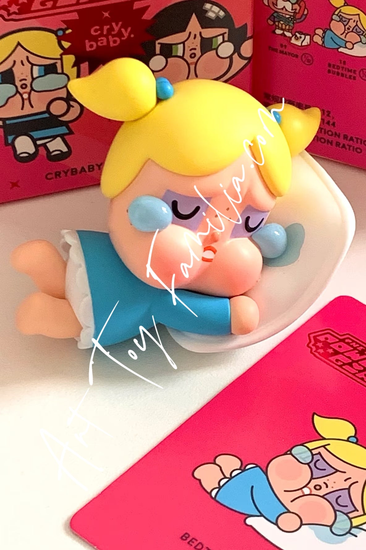 popmart crybaby the powerpuff girls series bedtime bubbles