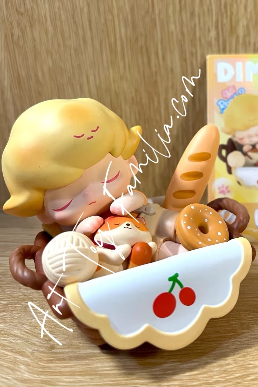 POP MART Dimoo Pet Vacation Series – Art Toy Familia