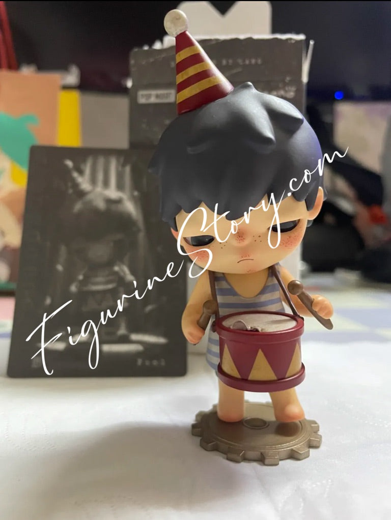 popmart hirono mime fool