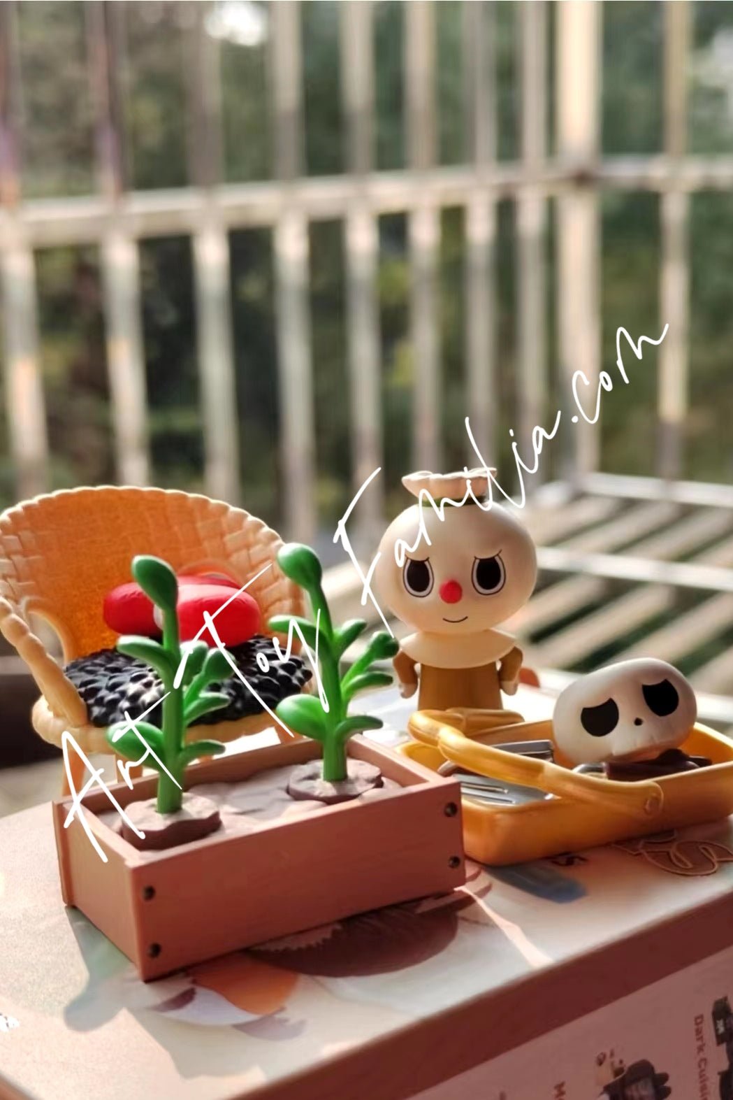 POP MART Home of the Elves Series – Art Toy Familia