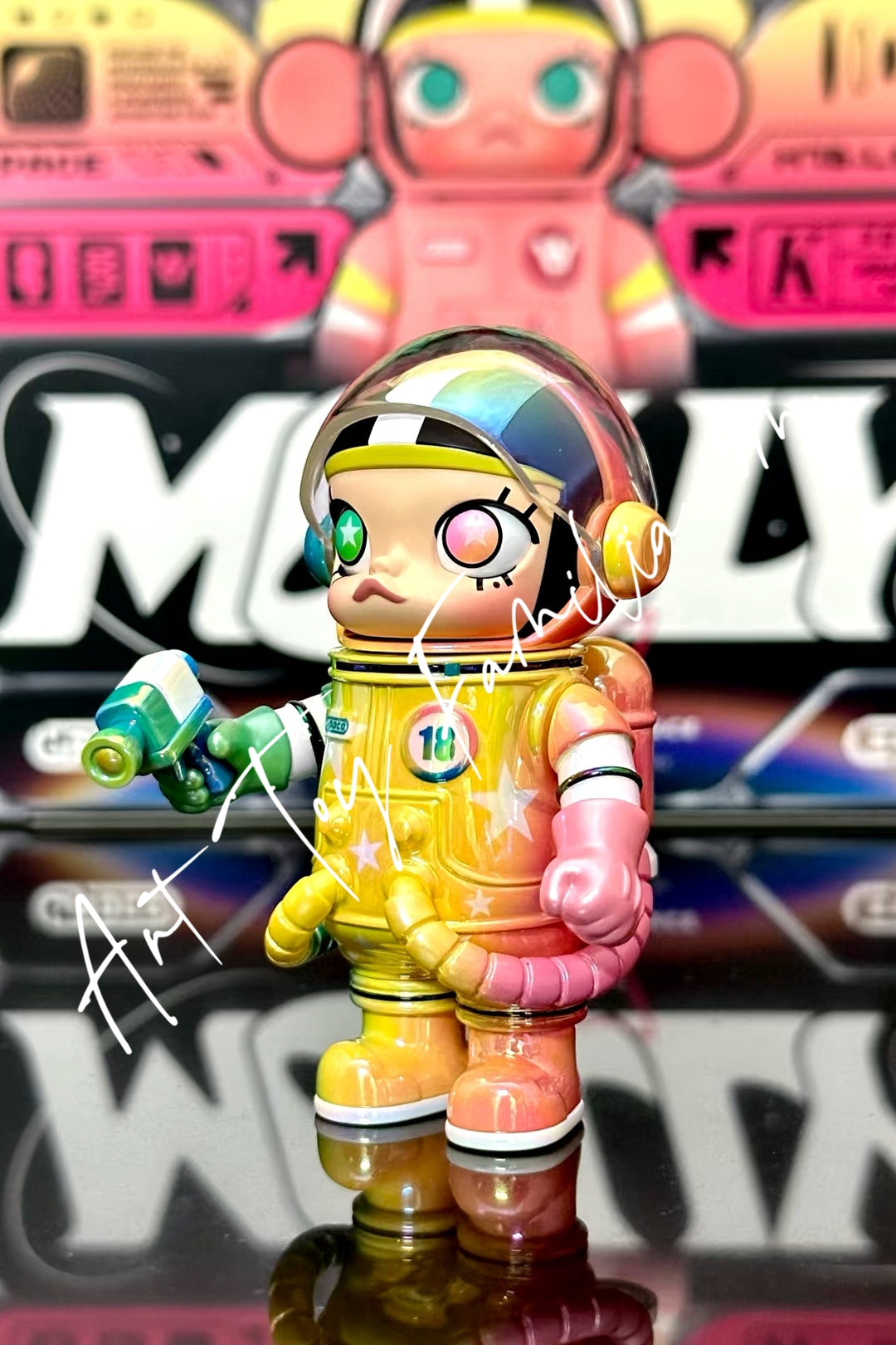 popmart mega space molly 100 series 3 STARRY_Secret_1