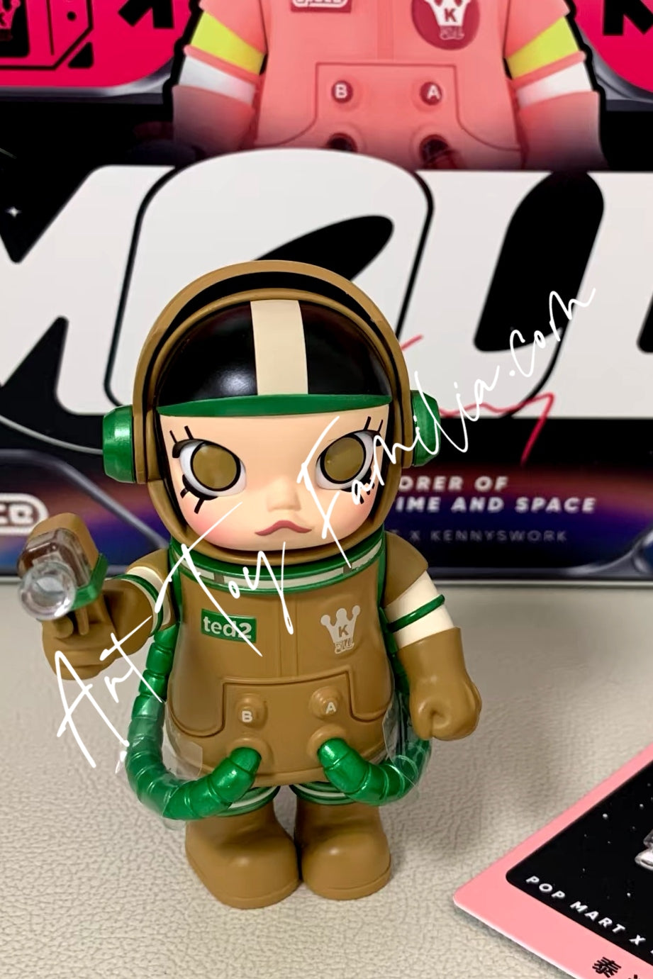 popmart mega space molly 100 series 3 TED2