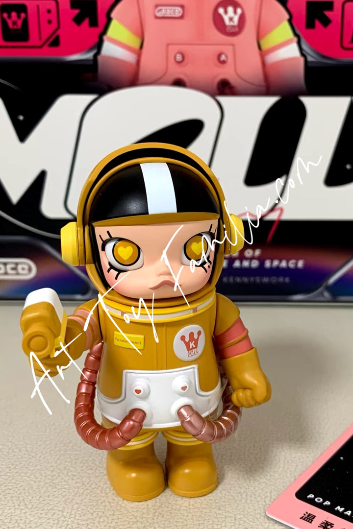 popmart mega space molly 100 series 3 TENDERHEART BEAR
