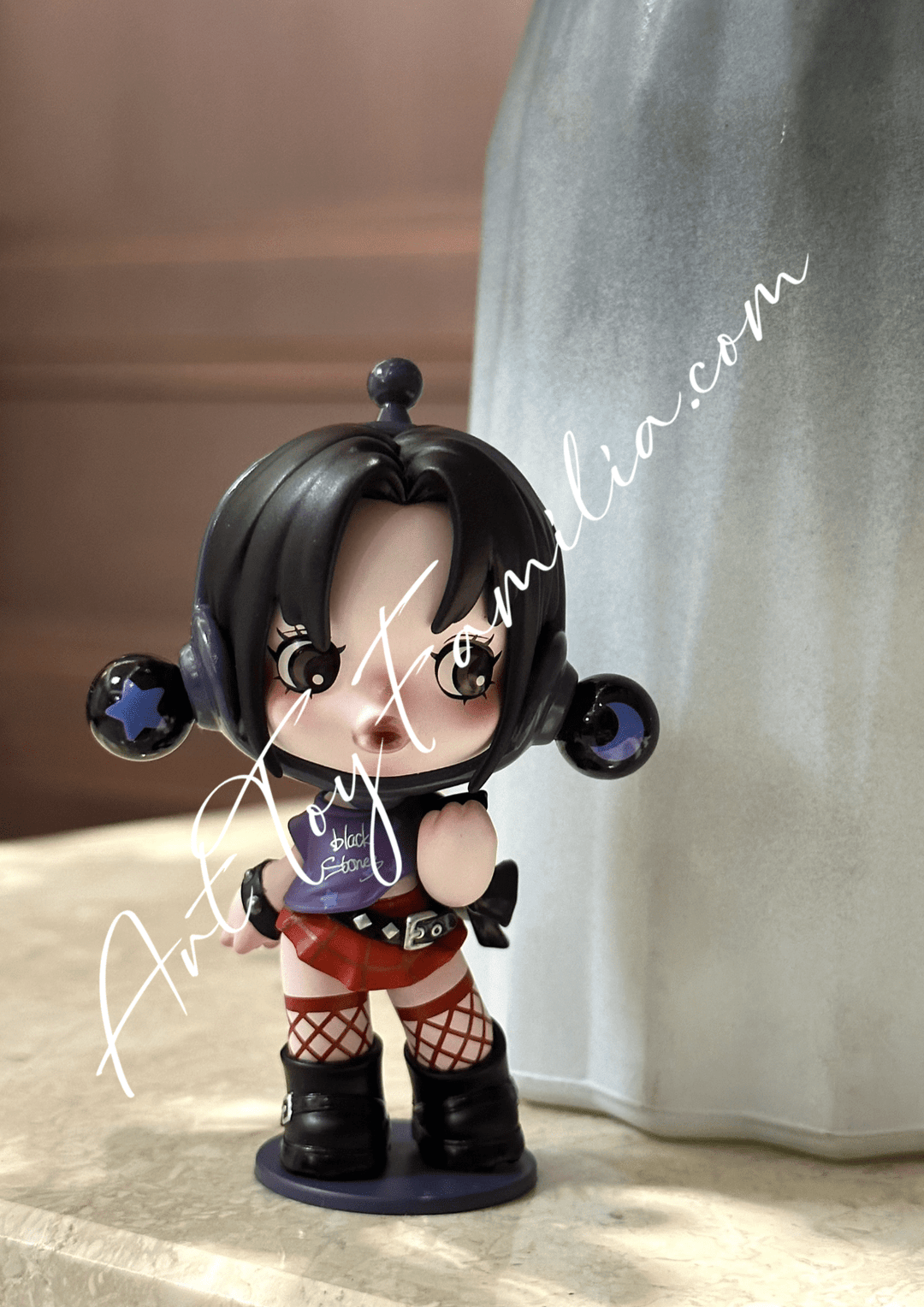 Skullpanda Osaki Nana Figurine | POP MART – Art Toy Familia Skullpanda Osaki Nana Figurine | POP MART – Art Toy Familia
