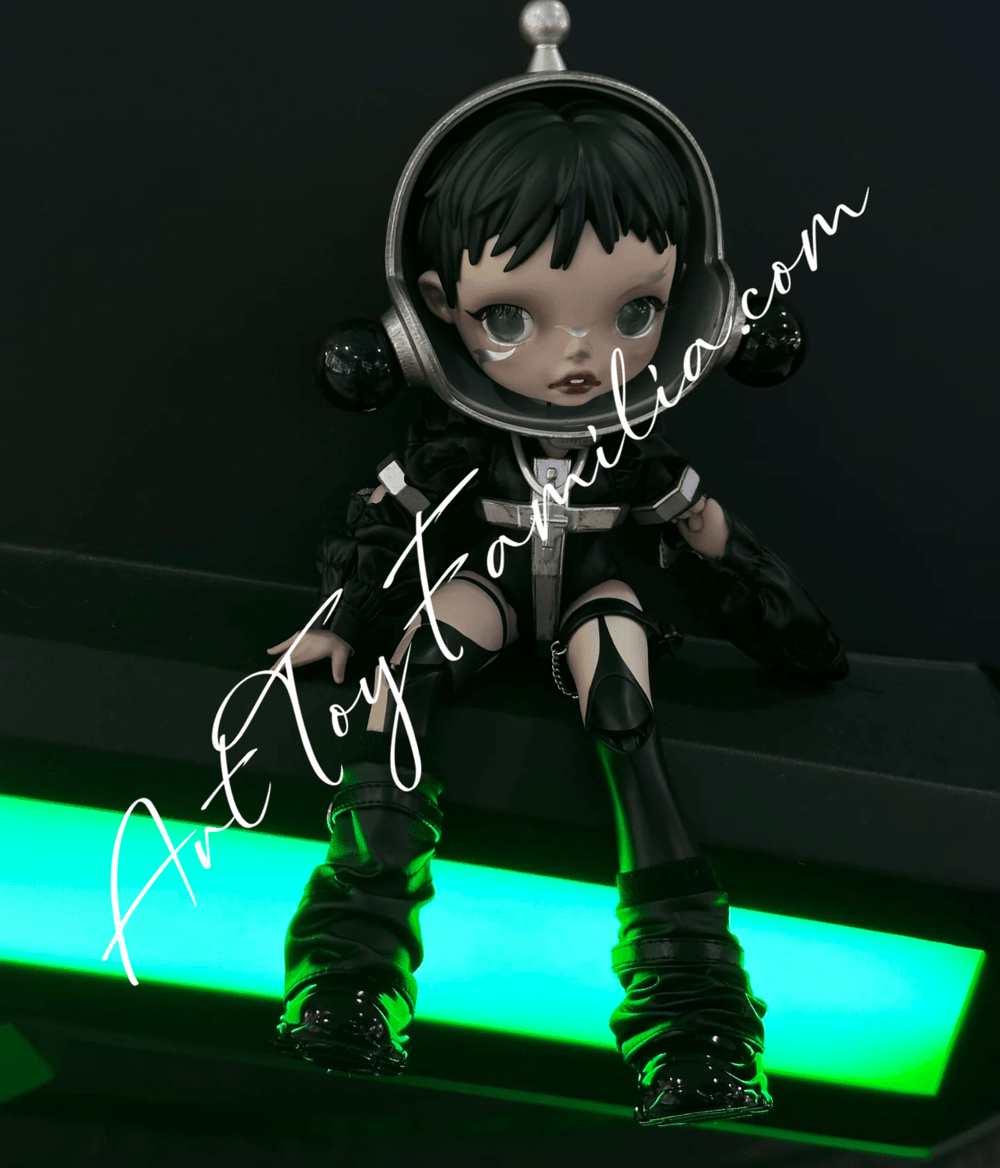 Skullpanda The Unknown - SP 暗星 – Art Toy Familia Skullpanda The Unknown - SP 暗星 – Art Toy Familia