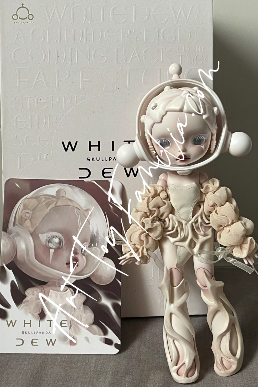 Skullpanda White Dew Action Figure - 白露可动人偶 – Art Toy Familia Skullpanda White Dew Action Figure - 白露可动人偶 – Art Toy Familia