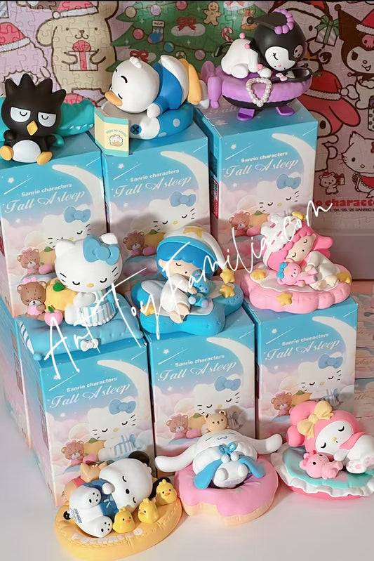 sanrio characters fall a sleep series 三丽鸥家族安然入眠系列 9 Confirmed Figures(opened box sealed bag)   9 个确认款