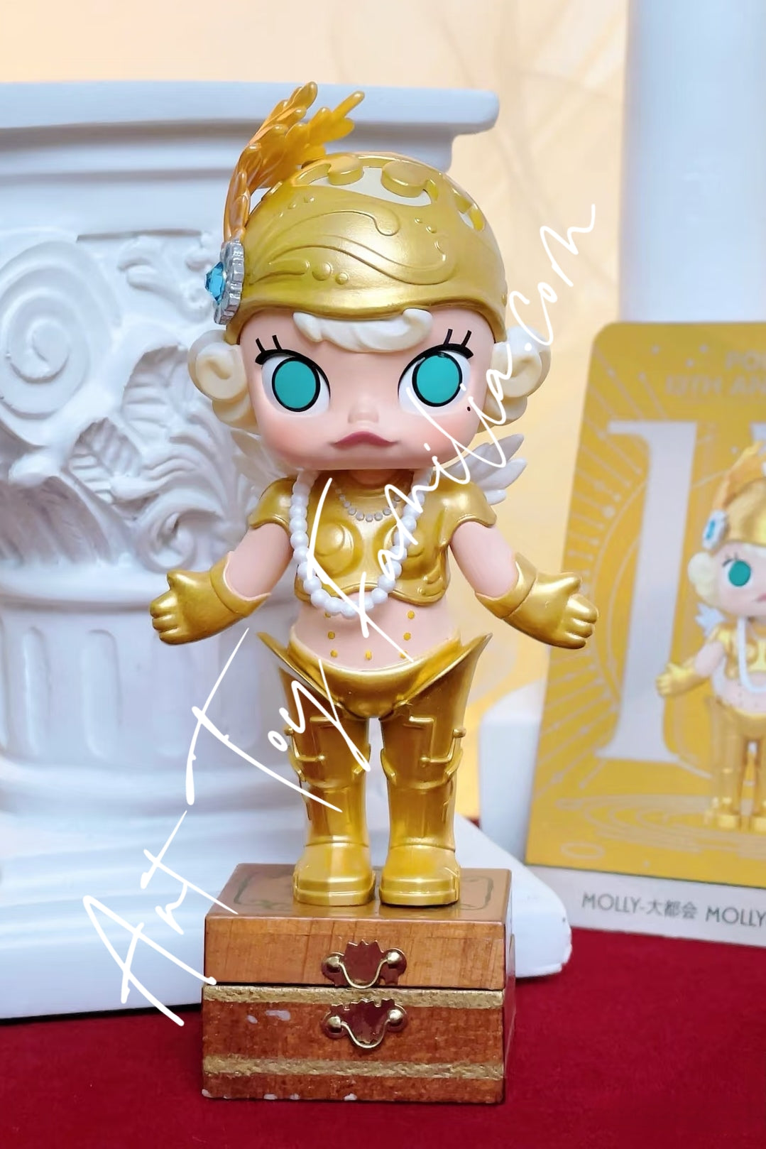 spotlight pop mart 13th anniversary series MOLLY-Metropolitan_-_MOLLY