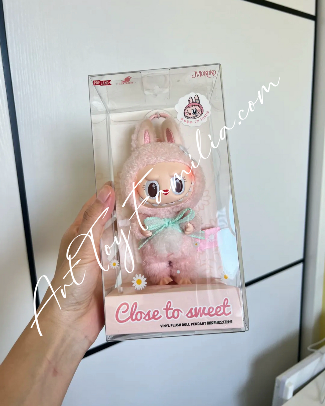 POP LAND The Monsters Mokoko Close to Sweet Plush – Art Toy POP LAND The Monsters Mokoko Close to Sweet Plush – Art Toy